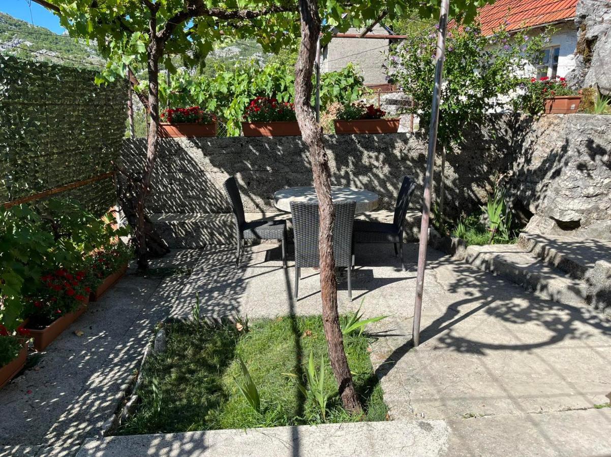 Una Apartment Cetinje Ngoại thất bức ảnh