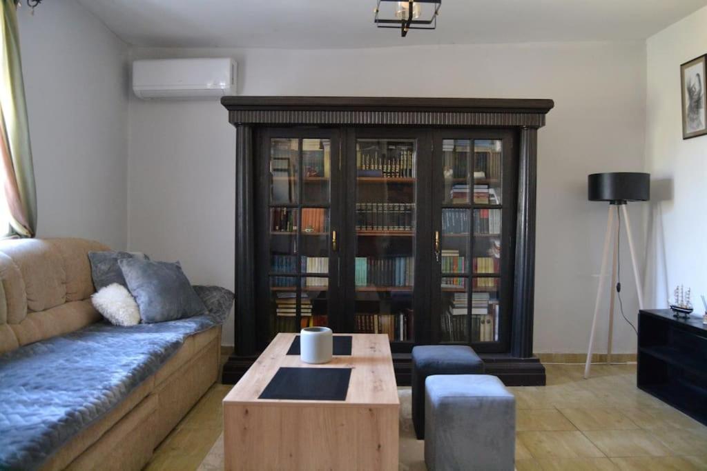 Una Apartment Cetinje Ngoại thất bức ảnh